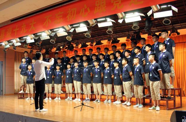 調(diào)整大小 3、一等獎(jiǎng)：15建筑工程施工1班代表隊(duì).jpg